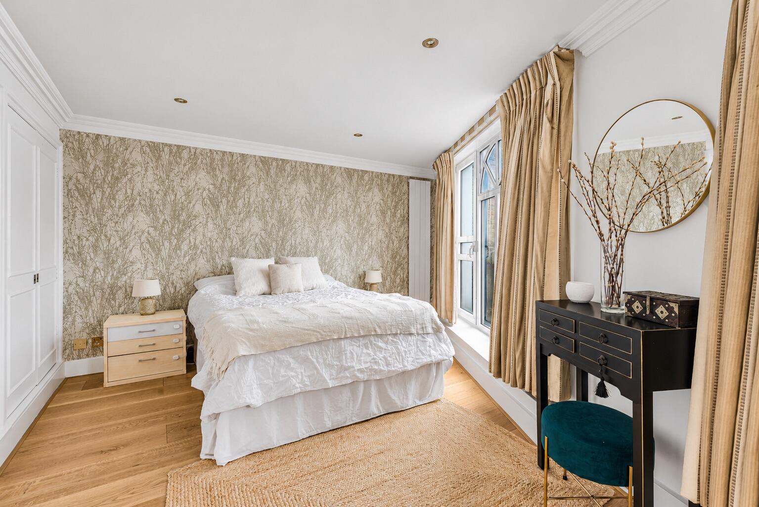 Plantation Wharf, Clove Hitch Quay, London, SW11